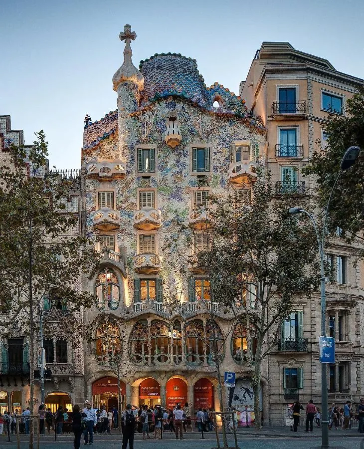 22Par1006 Newly Refurbished 2Bed Apartment In Paral Barcelona Spain